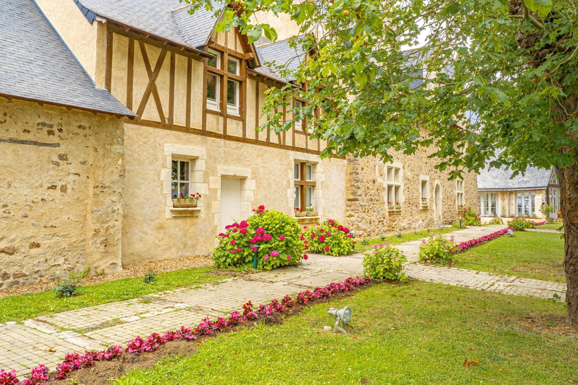 Chateau De Noirieux Briollay Kültér fotó
